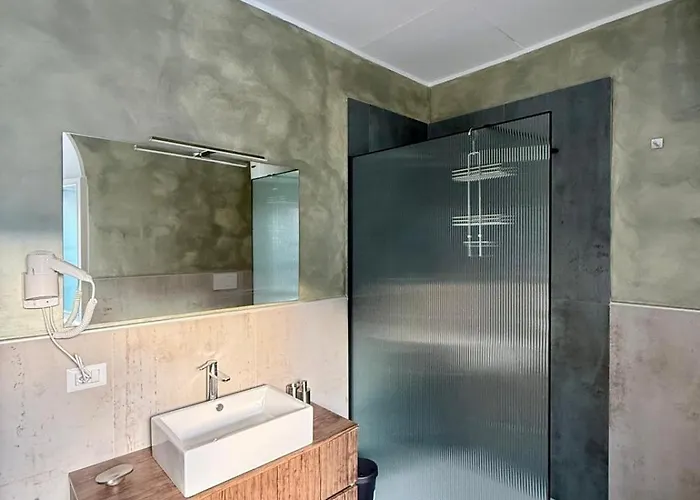 Grand Tour - Cascata Delle Marmore Le Marmore